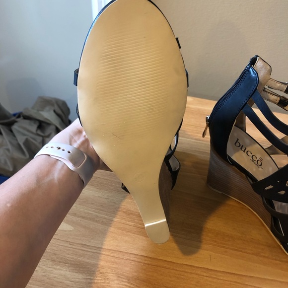 Wedges - Picture 5 of 7